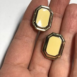 Vintage  Cream  Ename Goldtone Octagon Clip Costume Earrings